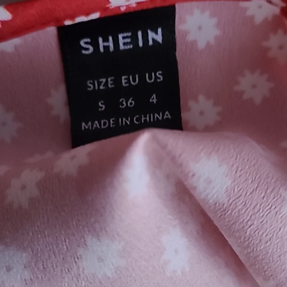 Shein crop top - Picture 6 of 6